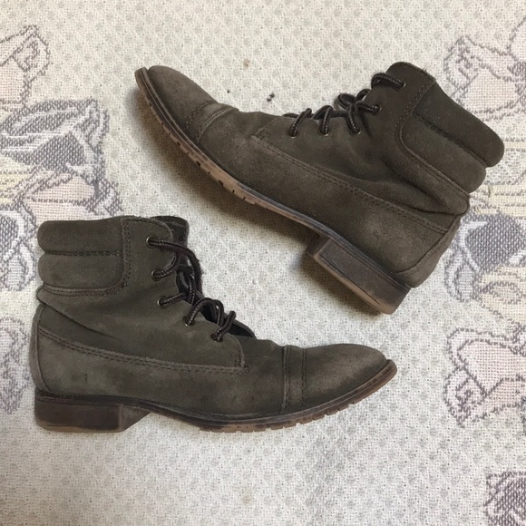 Steve Madden Maecie army green laceup combat boots - Picture 2 of 8
